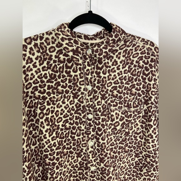 Free People Leopard Button Down Shirt Women Size Small New - Picture 3 of 7